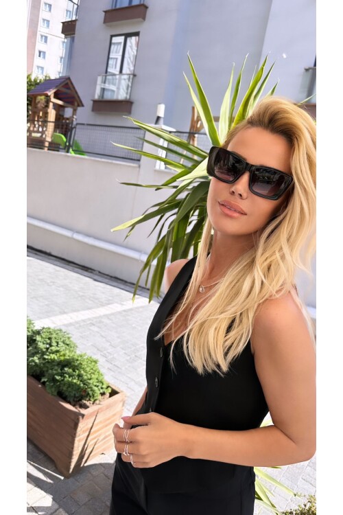 SF095  DÜĞMELİ YELEK