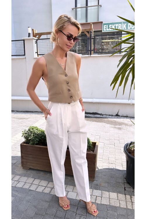 SF095  DÜĞMELİ YELEK