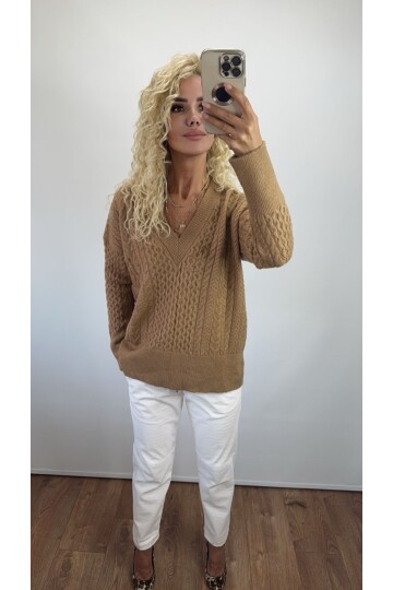 YAKA DANTEL DETAYLI KAZAK